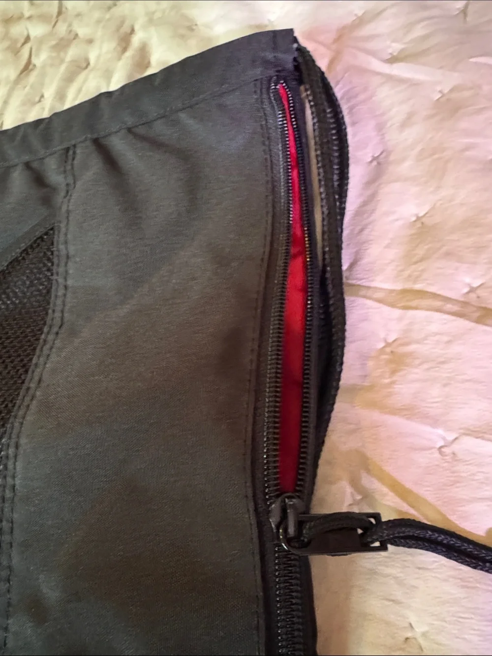 Reebok Black Mesh-Front pocket Drawstring Gym Sack